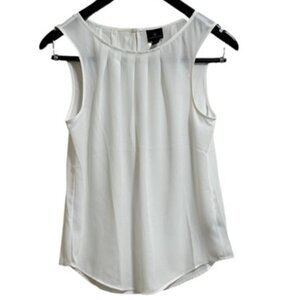 Worthington Crew Neck Sleeveless Blouse in White - Size Small